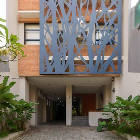 Reddoorz Plus Near Radio Dalam 3 Jakarta Kültér fotó